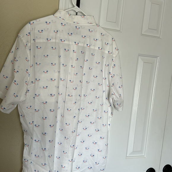 Men’s vineyard vines, classic fit short sleeve shirt, palm, and hammock XL NWT - Picture 3 of 6